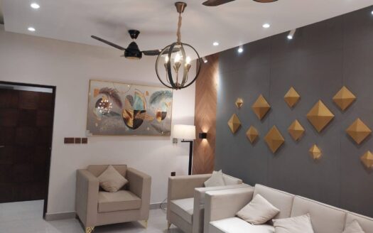 1 BHk Flat For Sale/Rent in Greater  Noida Under 15 Lakh Ready To Move