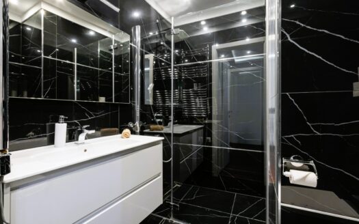 350 Mtr Luxury villa for Sale/Rent in Gamma 2 Greater Noida | Ready To Move