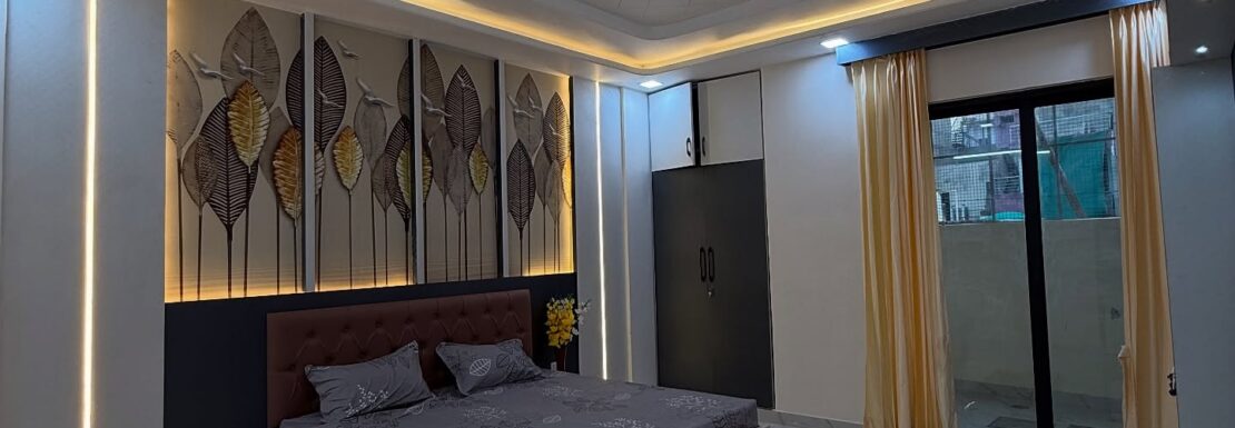350 Mtr Luxury villa for sale in Gamma 2 Greater Noida