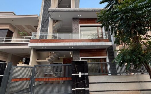 4 Bhk residential home for sale in Sector-4 Greater Noida | Ready  To Move