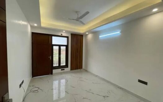 4 Bhk residential home for sale in Sector-4 Greater Noida | Ready  To Move