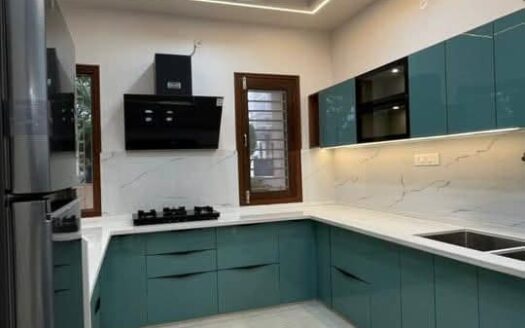 100 Mtr Independent Home For Sale In Sector Alpha 1,Greater Noida