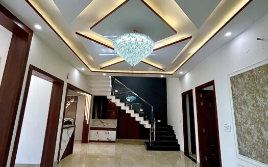3 Bhk Flat for sale in Greater Noida near Jaypee Greens Ready To Move