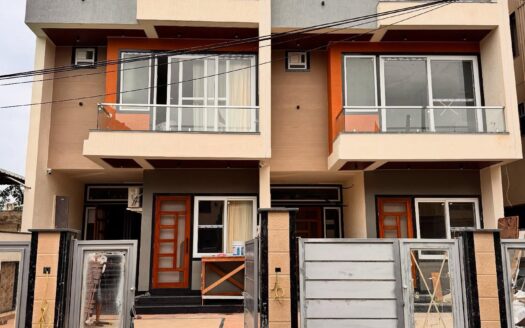 60 Mtr Residential Home For Sale In Alpha 1 Greater Noida