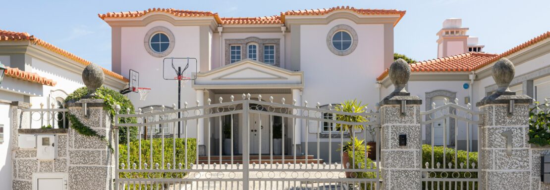 what is the price of per sq mtr Plot/Land in greater noida