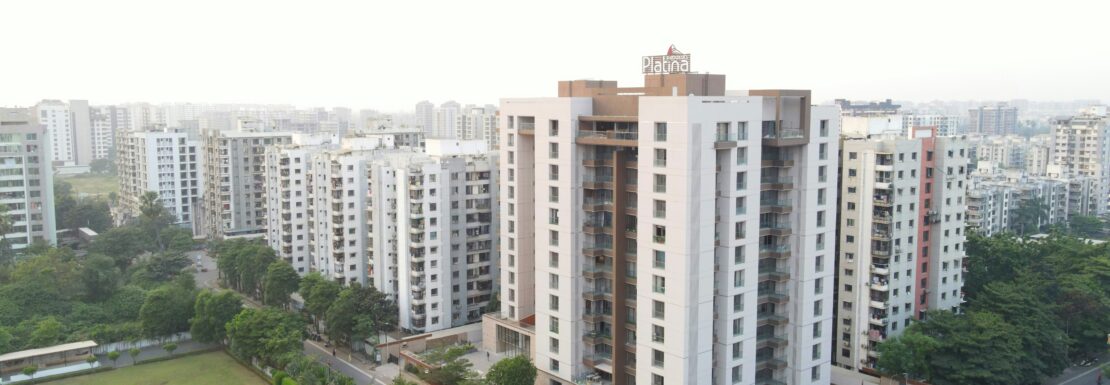 What is the plot/Flats rate in Delta 2 Greater Noida