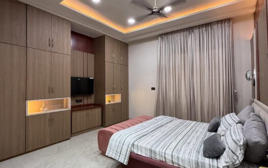 50 Gaj Independent Home For Sale in Delta 1 Greater Noida