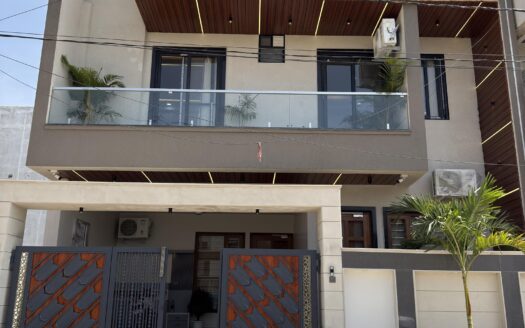50 Gaj Home For Sale In Greater Noida Beta 2