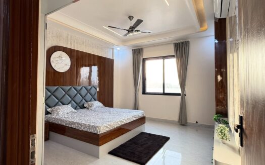 100 Gaj Home For Sale in Gujarpur Greater Noida, Ready To Move In