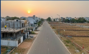 Residential Plots for Sale in Greater Noida near NH-91 Dhoom Manikpur